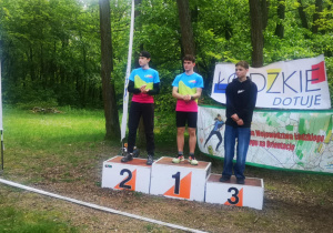 Na zdjęciu uczniowie, którzy brali udział w zawodach.