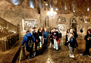 Na zdjęciu uczniowie klas 6 podczas wizyty w Wieliczce.