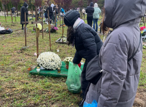 Nasi uczniowie wzięli udział w akcji „Światełko Pamięci”