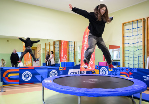 Na zdjęciu uczestniczka Zimowej Akademii Sportu.
