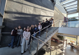 Na zdjęciu uczniowie podczas warsztatów w Centrum Dialogu im. Marka Edelmana.