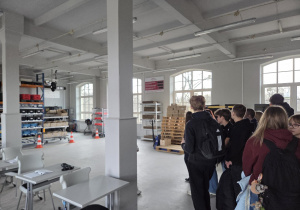 Na zdjęciu uczniowie klas ósmych podczas wizyty w CKZiU w Łodzi.